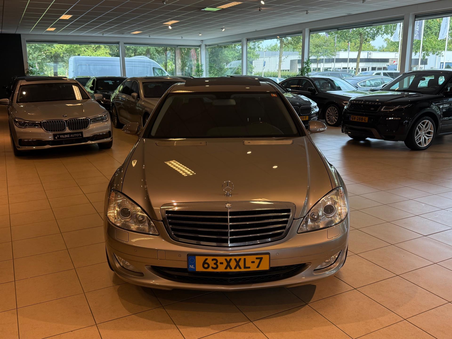 47248443-2.jpg