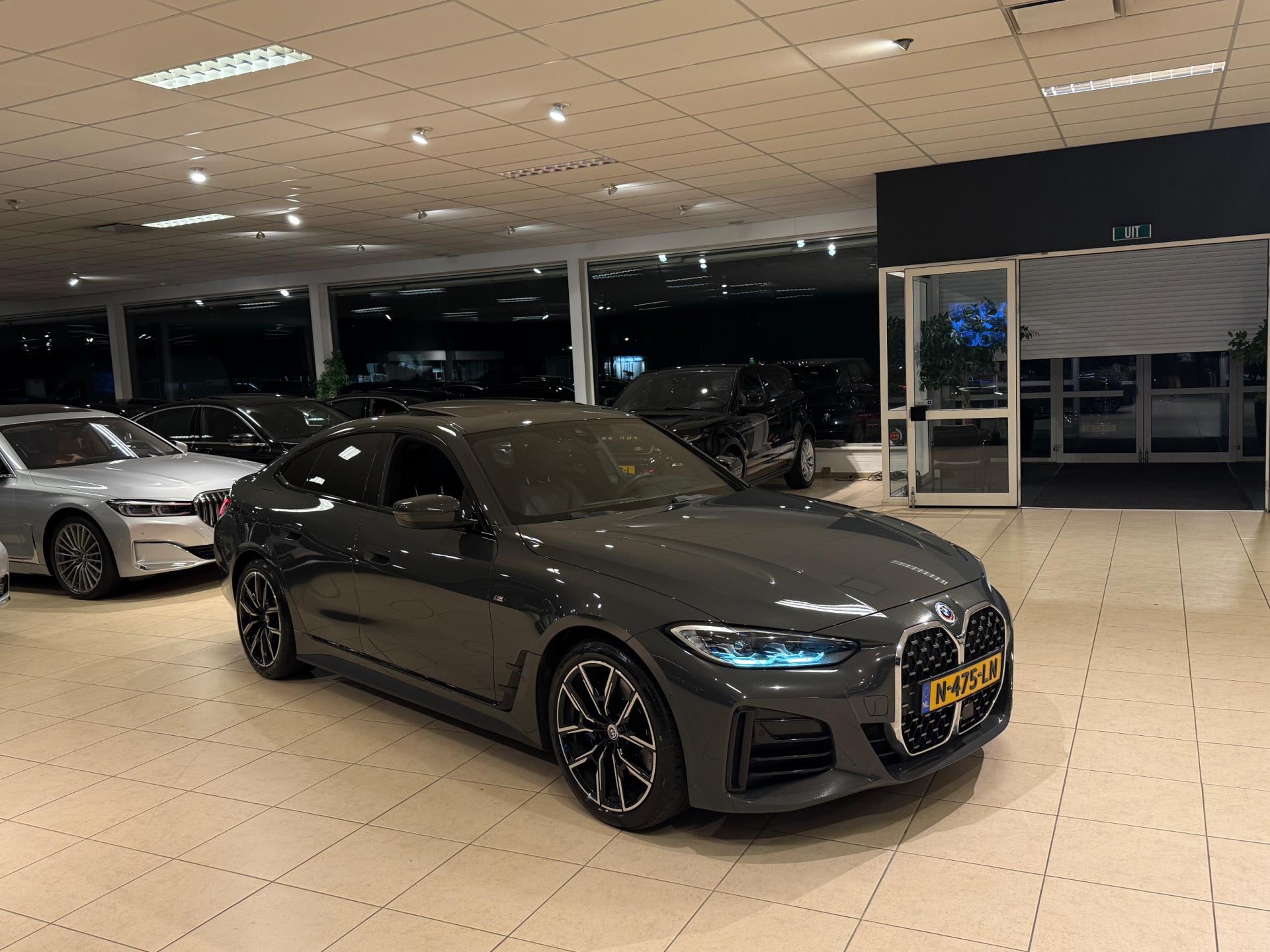 47251294-3.jpg