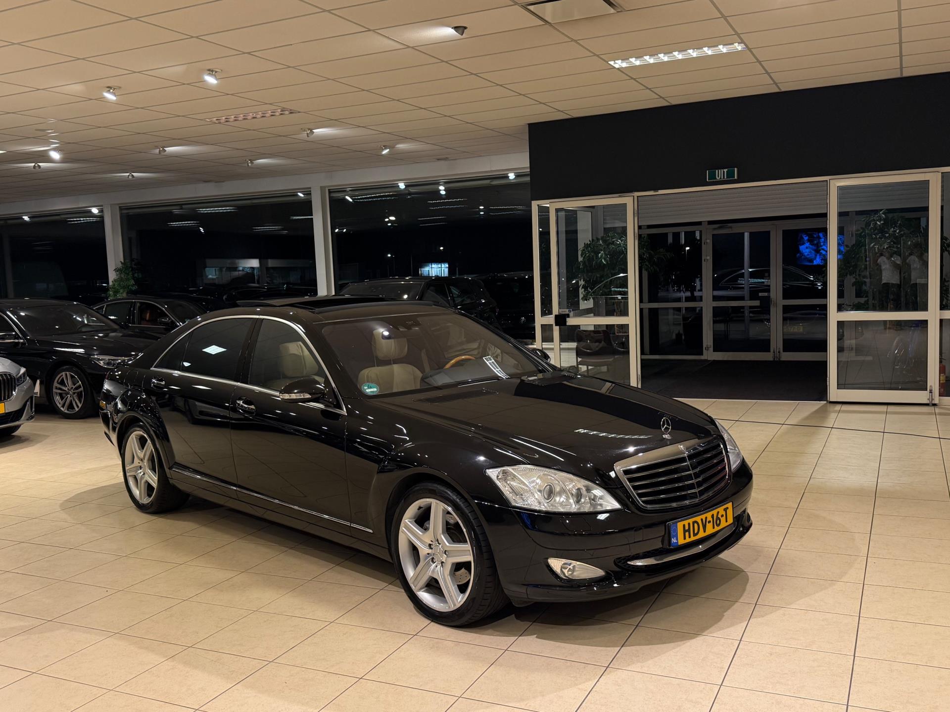 47257457-3.jpg