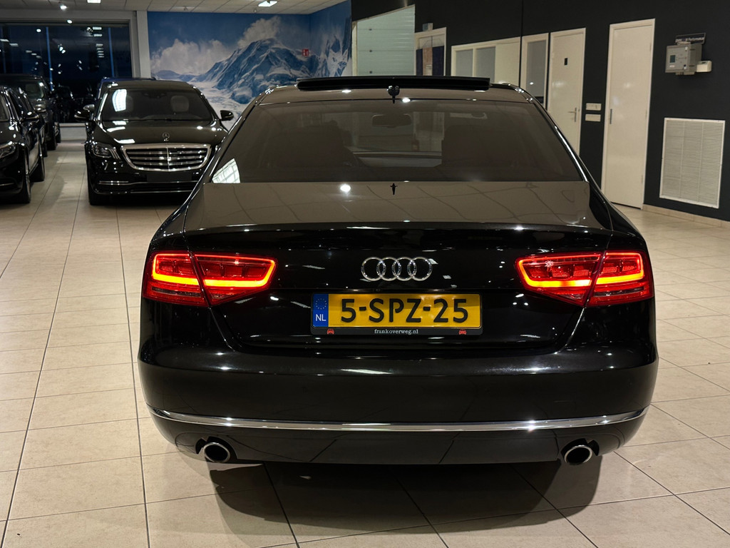 55060127-8.jpg